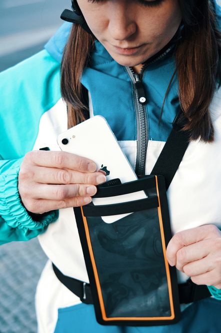 Hovedbilde Fidlock HERMETIC Brystveske til telefon